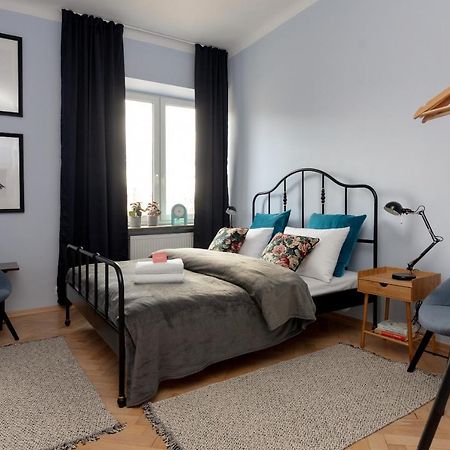 Hala Mirowska Stylish Apartment 바르샤바 외부 사진