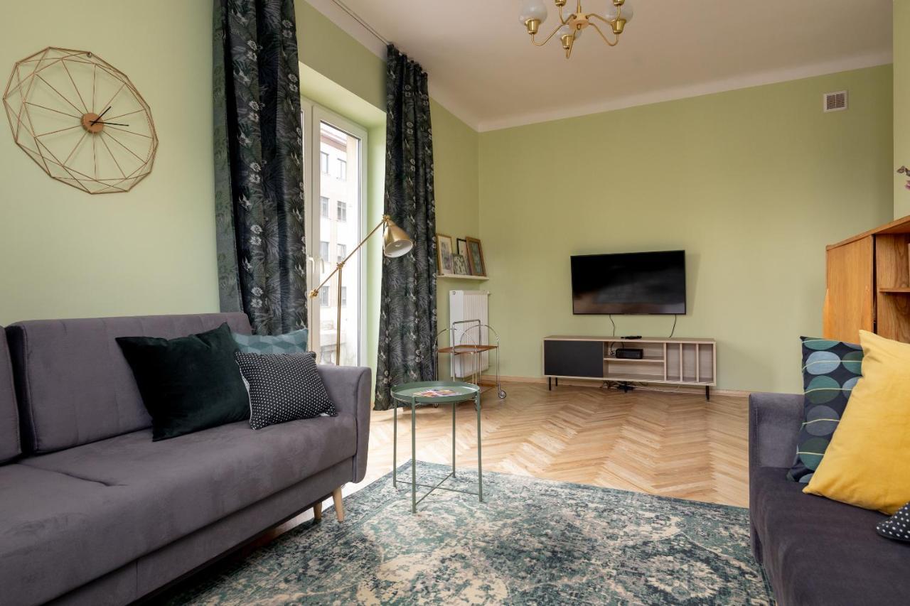 Hala Mirowska Stylish Apartment 바르샤바 외부 사진