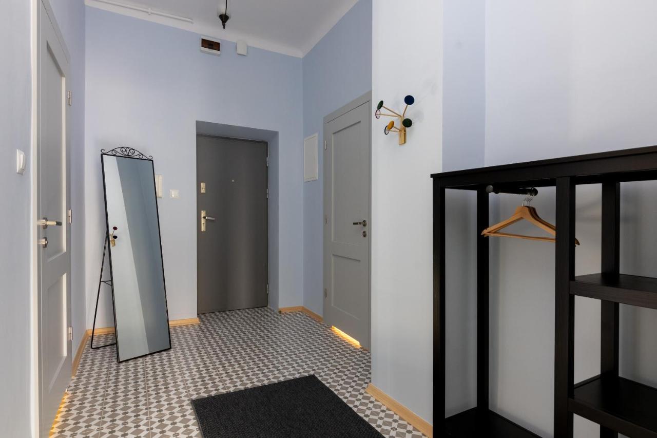 Hala Mirowska Stylish Apartment 바르샤바 외부 사진